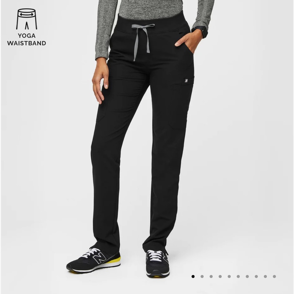 Yola skinny scrub pants